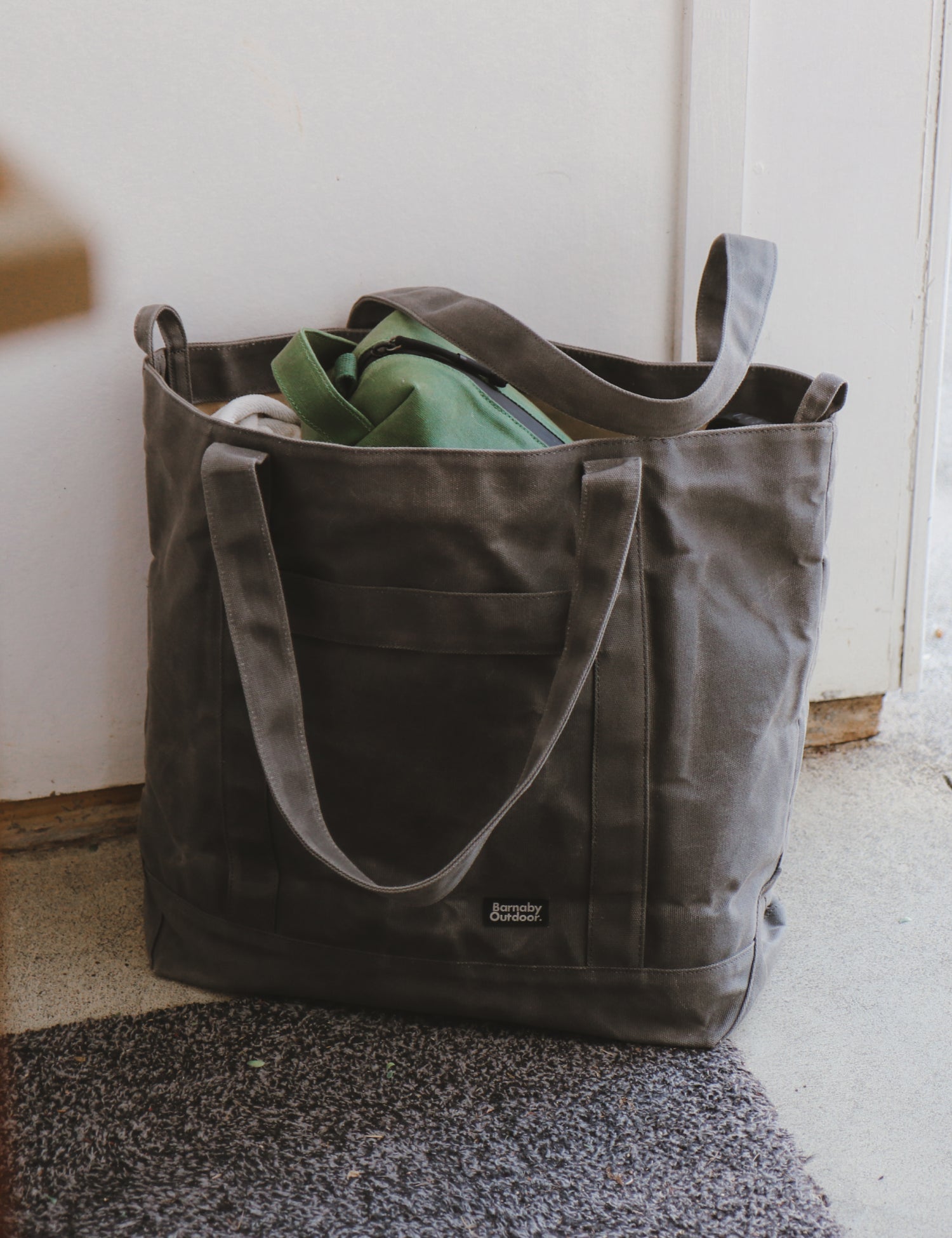 Barnaby Better Tote - Large waxed canvas everyday carry bag - Ruapehu - Barnaby Outdoor