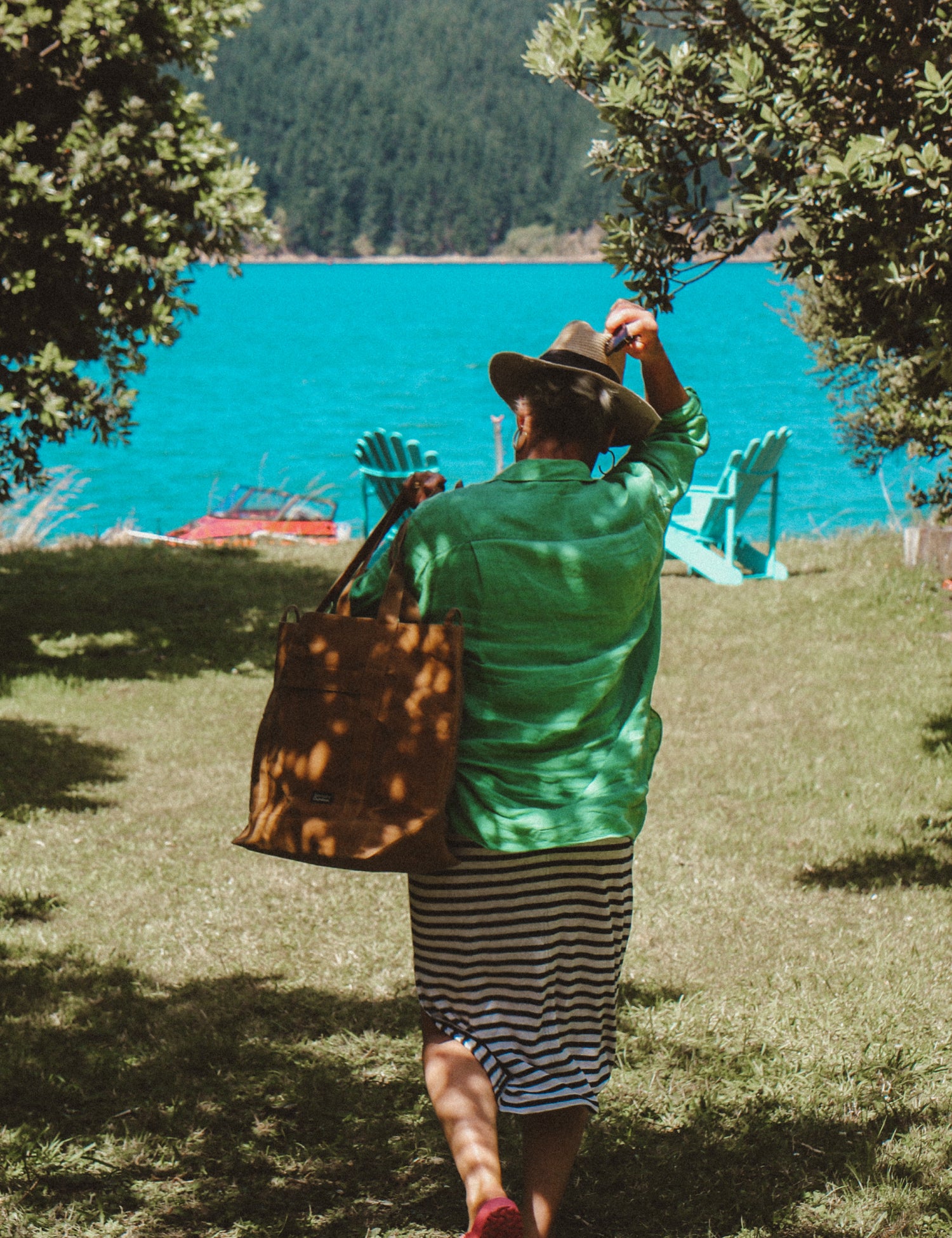 Barnaby Better Tote - Large waxed canvas everyday carry bag - Tussock