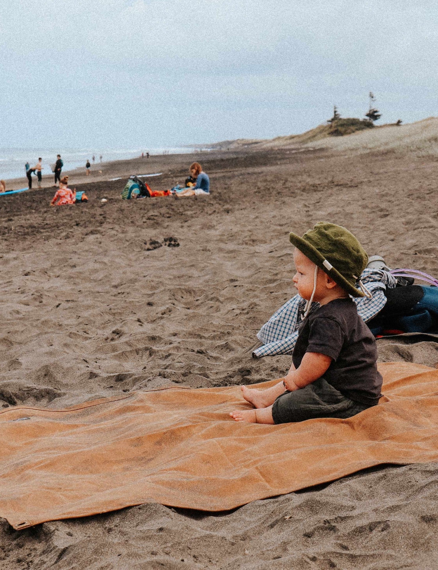 Waxed Canvas Picnic Mat - Tussock Brown
