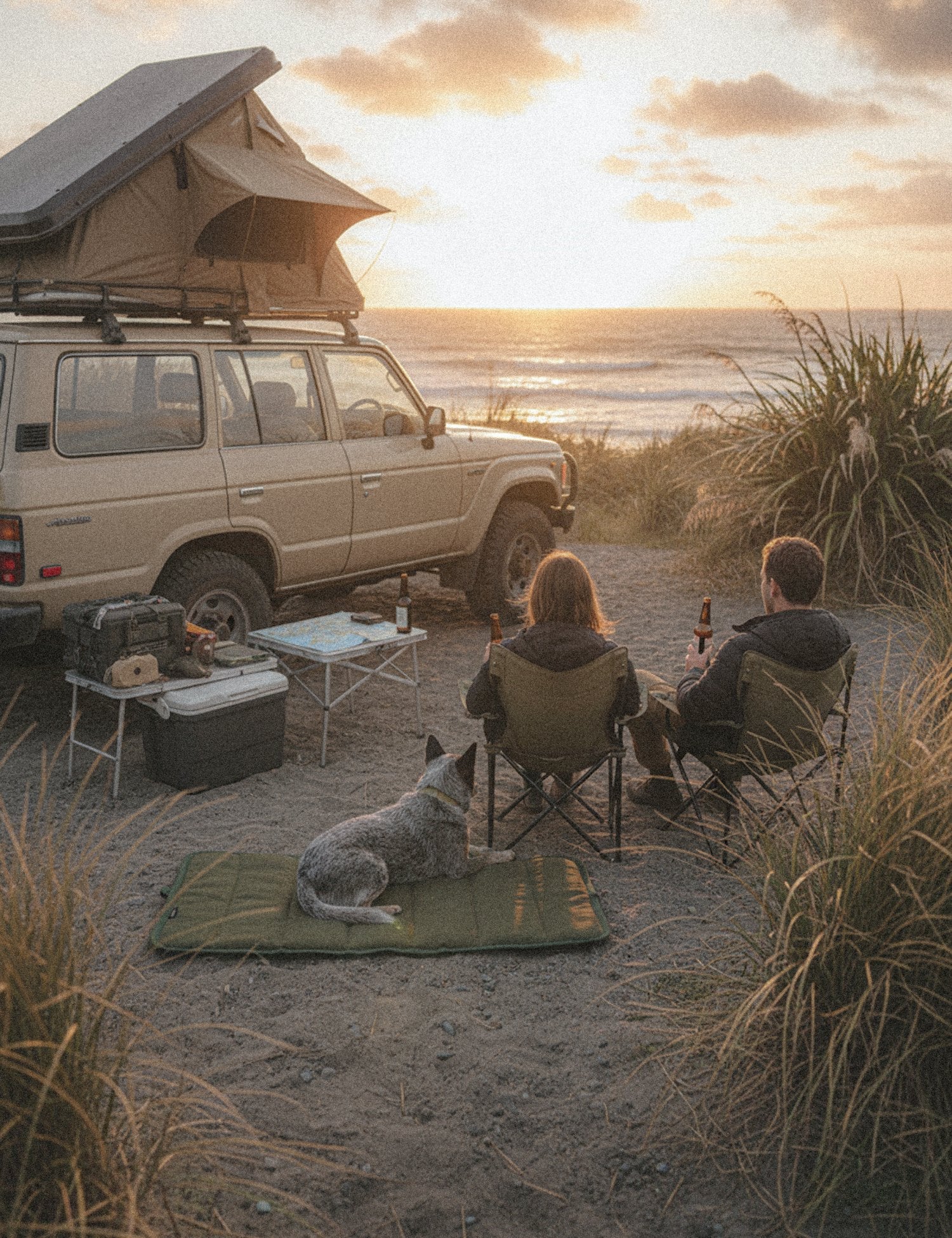 Water-Resistant Canvas Good Dog Mat – Kaitoke Green - Barnaby Outdoor -