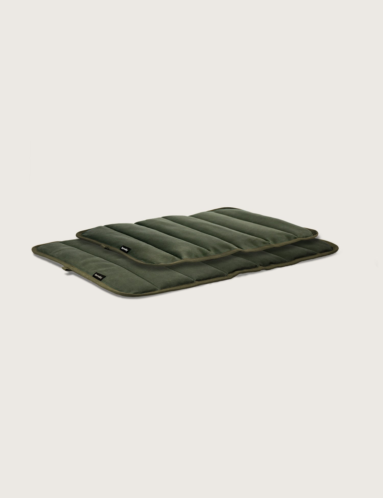 Water-Resistant Canvas Good Dog Mat – Kaitoke Green - Barnaby Outdoor -